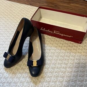 Vintage Salvatore Ferragamo “Vara Bow” Pumps